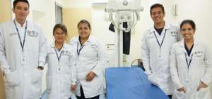 M&eacute;dicos beneficiarios de las becas.