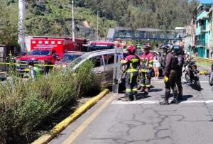 Siniestro de tr&aacute;nsito oblig&oacute; al cierre parcial de la avenida Velasco Ibarra