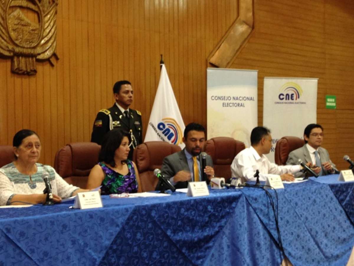 Juan Pablo Pozo, presidente del CNE, indic&oacute; que los resultados se podr&aacute;n saber 2 horas despu&eacute;s de las votaciones. Foto: H&eacute;ctor Marcillo / El Tel&eacute;grafo