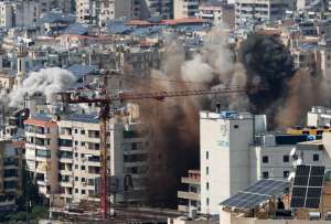 Caos al sur de Beirut y carreteras colapsadas tras "mayor ataque" de Israel contra L&iacute;bano