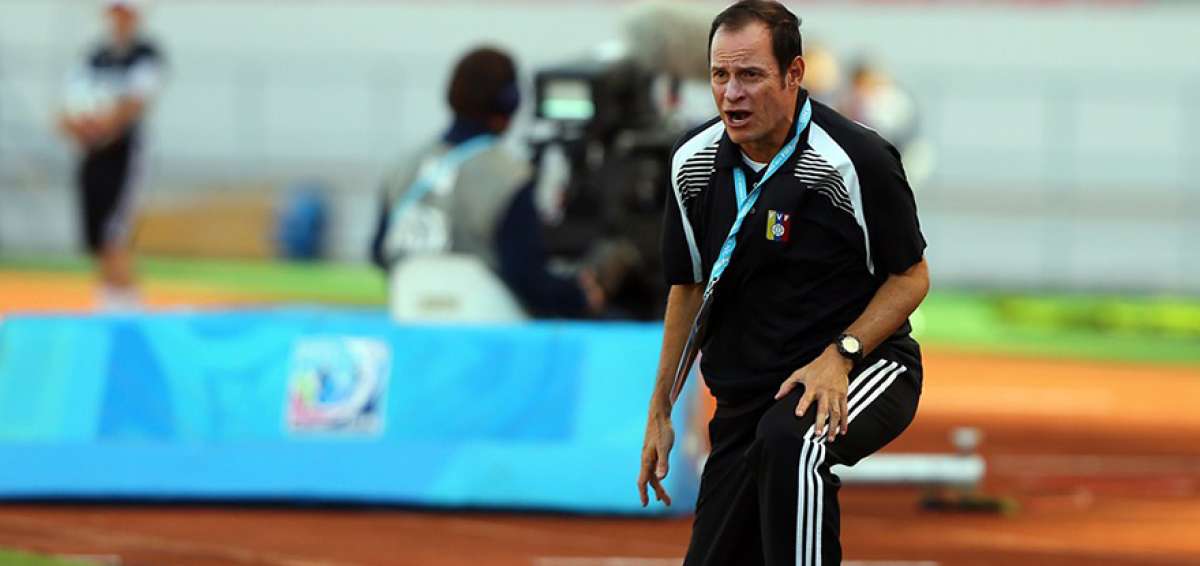 DT fue despedido por denunciar desnutrici&oacute;n en el f&uacute;tbol venezolano