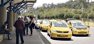 El Concejo Metropolitano de Quito aprob&oacute; el pasado 11 de julio la incorporaci&oacute;n de 8.693 taxis a ese sistema de transporte de la ciudad.