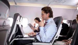 Estados Unidos podr&iacute;a prohibir otra vez el uso de aparatos electr&oacute;nicos en vuelo 