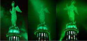 Virgen de El Panecillo se ilumin&oacute; con los colores del Chapecoense