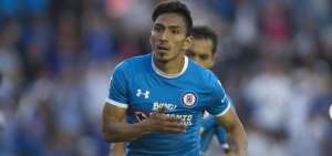 &Aacute;ngel Mena anot&oacute; gol de tiro libre