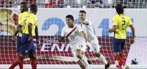 Ecuador y Costa Rica ser&aacute;n rivales dif&iacute;ciles para Per&uacute;, afirma Edison Flores