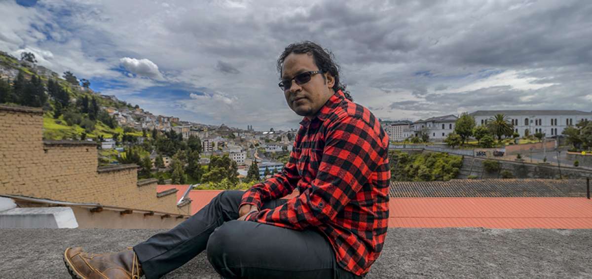 Gandhy Garc&iacute;a, cantante de la banda Desechos; fue presentador del programa radial Alerta, Vecindad