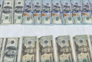 La Policía Nacional capturó a los delincuentes con USD 3200. 