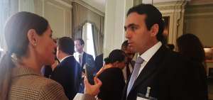 Ministro de Comercio Exterior busca inversiones en Suiza