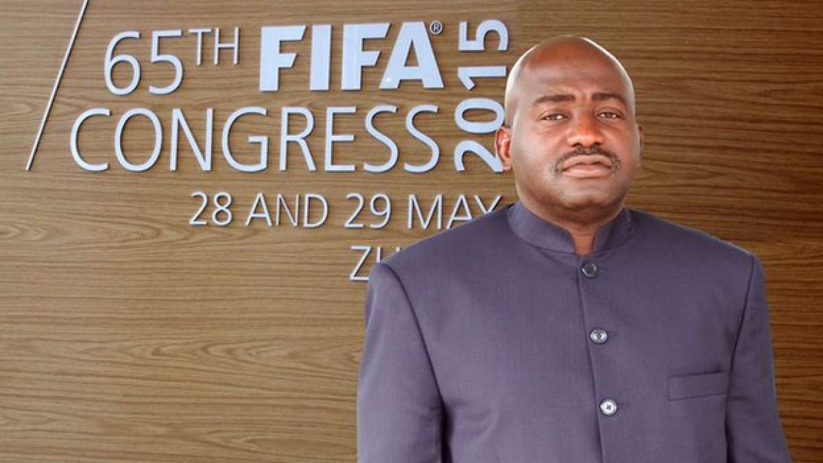 El presidente de la Federaci&oacute;n Liberiana quiere suceder a Blatter