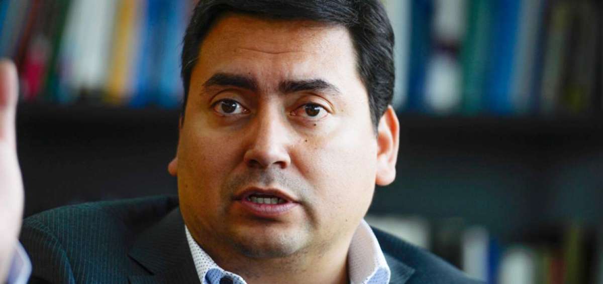  Leonardo Berrezueta, ministro de Trabajo