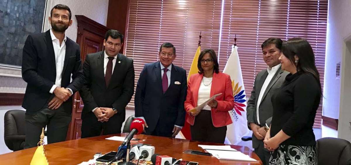 Asamblea Nacional y FEF buscan erradicar la violencia en el deporte