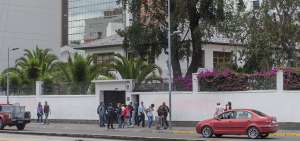 La decisi&oacute;n sobre el otorgamiento de asilo pol&iacute;tico a los asamble&iacute;sta y sus c&oacute;nyuges corresponder&aacute; &uacute;nicamente a la diplomacia mexicana.