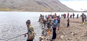 Laguna de Pisayambo se abri&oacute; a la pesca deportiva, pero bajo control