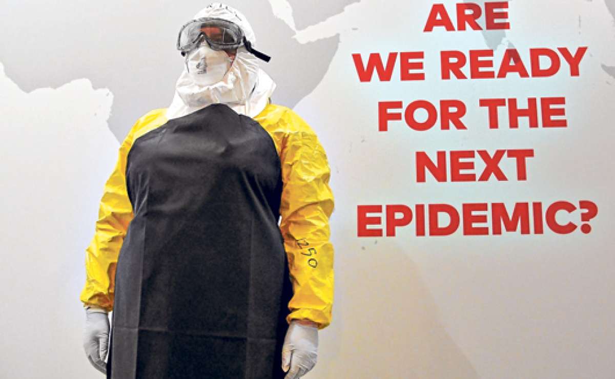Las pruebas de la vacuna experimental contra el &eacute;bola iniciaron con los enfermeros en Liberia. Fueron inmunizados 1.500 profesionales. Foto: AFP