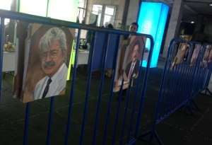 Las im&aacute;genes estar&aacute;n expuestas hasta el viernes en el hall del Municipio de Quito. FOTO: EL TEL&Eacute;GRAFO