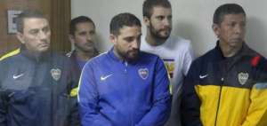 Liberaron y expulsaron a los jefes de la barrabrava de Boca Jrs. de Paraguay