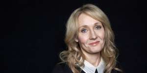 J.K. Rowling prepara una nueva novela bajo el nonbre de Robert Galbraith