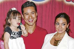Mario L&oacute;pez con su esposa Courtney Lane Mazza y su hija G&iacute;a Francesca L&oacute;pez. 