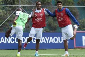 Noboa asegura que no est&aacute; listo para jugar 90 minutos