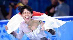 Hanyu realiz&oacute; dos extraordinarios cuadruples saltos, uno de ellos en combinaci&oacute;n con un triple.