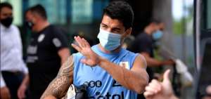 Luis Su&aacute;rez dio positivo por coronavirus y es baja ante Brasil