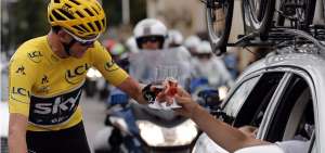 Froome gana su cuarto Tour de Francia, Ur&aacute;n termina segundo