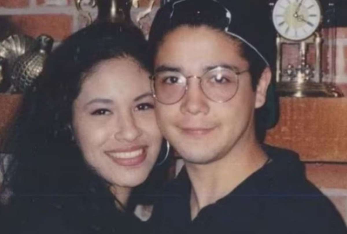 Chris P&eacute;rez, exesposo de Selena, record&oacute; a la cantante en su aniversario 31 de fallecimiento.