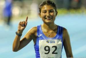 Paula Torres se impone en Portugal y consolida su dominio en la marcha femenina