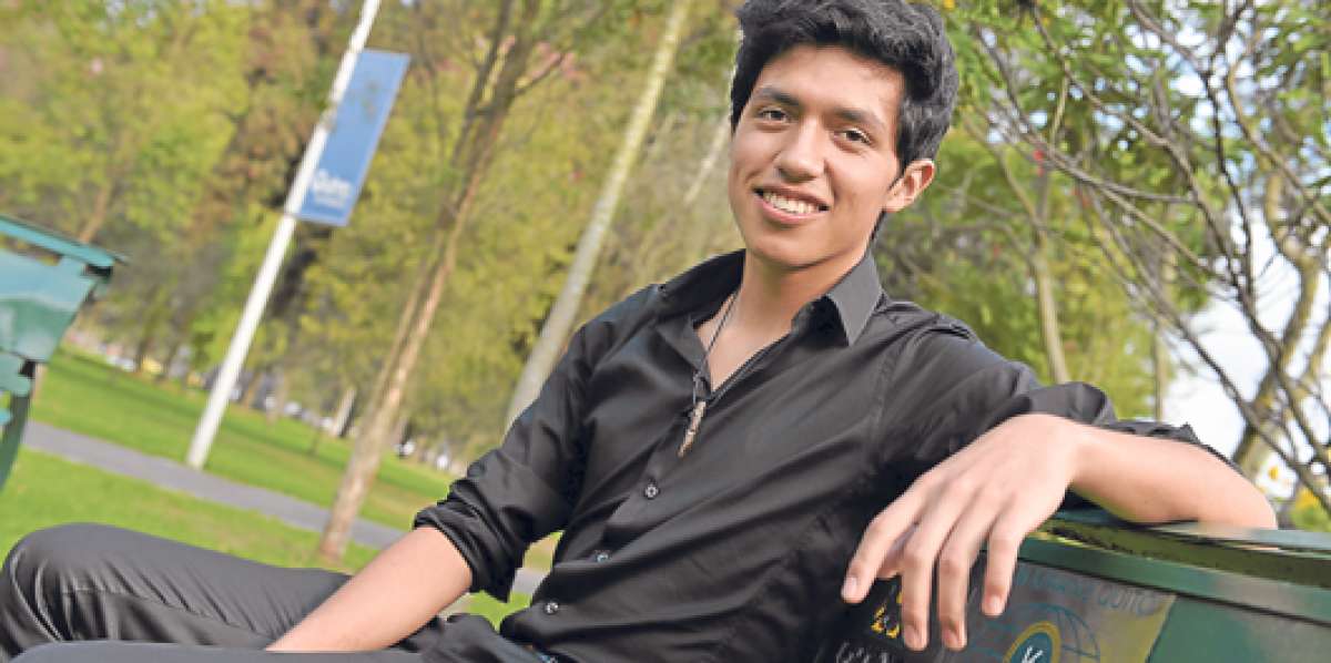 Pablo, de 17 a&ntilde;os, se gradu&oacute; el pasado julio en el colegio Atahualpa de Ibarra. Foto: Archivo