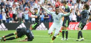 Vardy y Sturridge amarga a la Gales de Bale