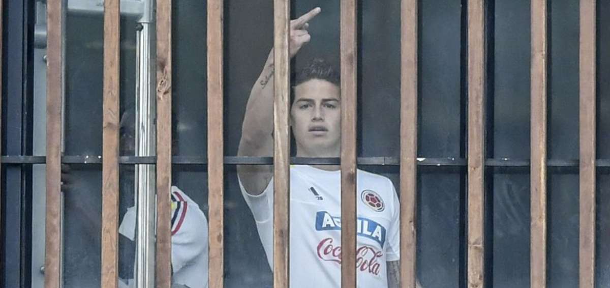 Gesto de James abre la pol&eacute;mica con la prensa colombiana