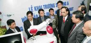 Vietnam apunta a la rob&oacute;tica para cirug&iacute;as neurol&oacute;gicas y de articulaci&oacute;n
