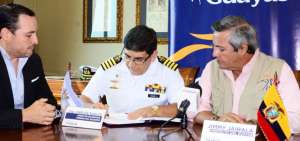 La Prefectura y la Armada firmaron contrato para el dragado del r&iacute;o Guayas