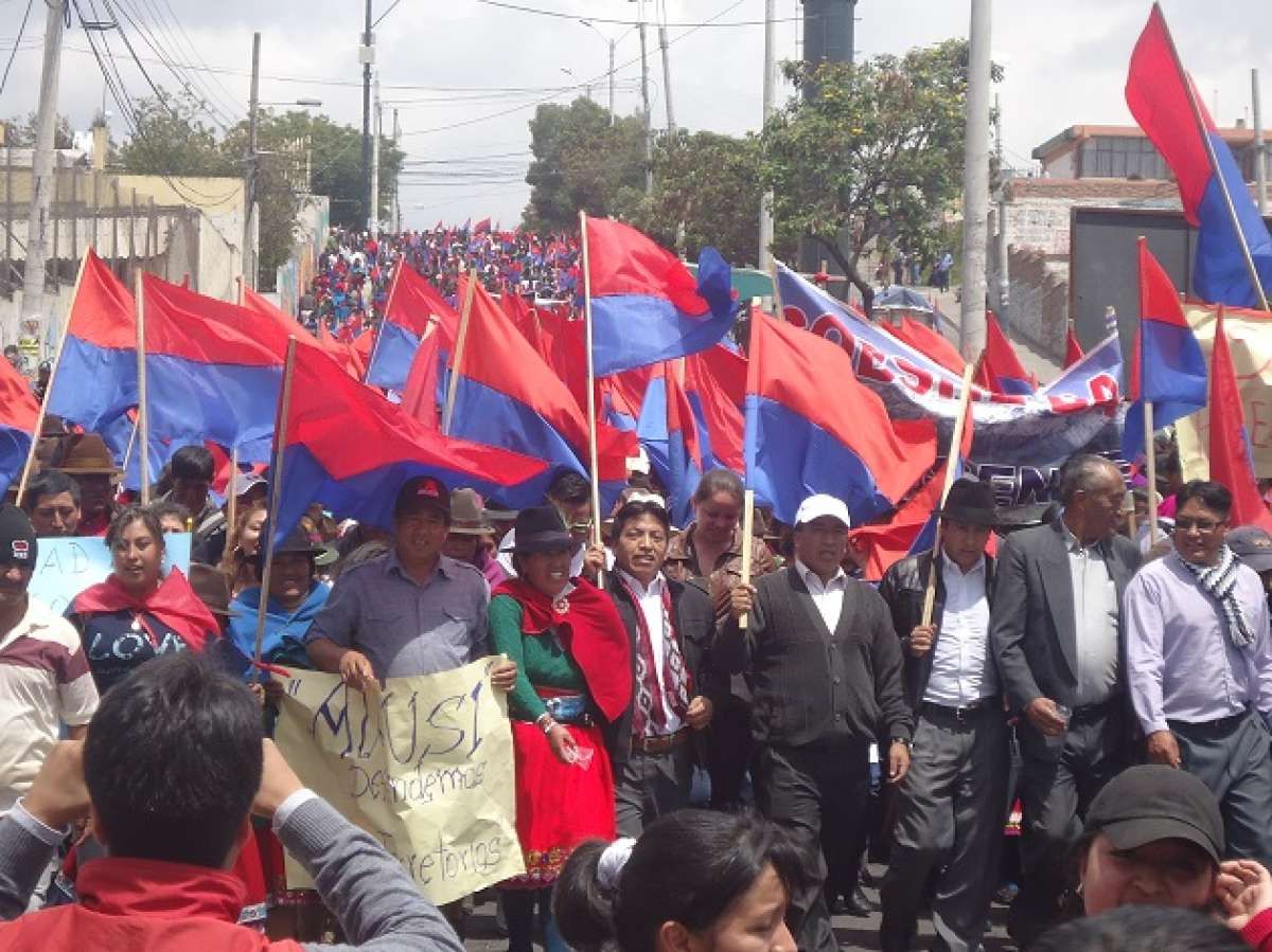 Chimboracenses piden consulta popular por conflicto de l&iacute;mites 