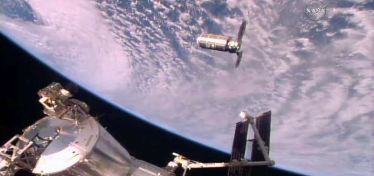 La nave espacial rusa Soyuz se acopl&oacute; a la estaci&oacute;n a las 16:58 del  pasado s&aacute;bado.