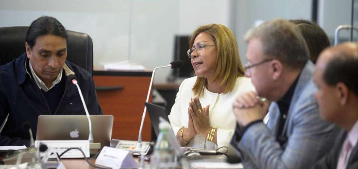 La Comisi&oacute;n de R&eacute;gimen Econ&oacute;mico escuch&oacute; las propuestas de organizaciones y autoridades.
