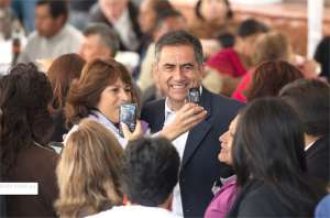 Adri&aacute;n Augusto Barrera Guarderas, alcalde del Distrito Metropolitano de Quito. Educaci&oacute;n: Doctor en Medicina y Cirug&iacute;a; adem&aacute;s, tiene una especialidad en Ciencias Pol&iacute;ticas Planificaci&oacute;n y Desarrollo Urbano-Regional. Foto: John Guevara | El Tel&eacute;grafo