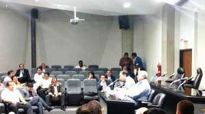 La reuni&oacute;n se realiz&oacute; esta tarde en las instalaciones de la FEF. Foto: Tomada del twitter @AsoGuayas