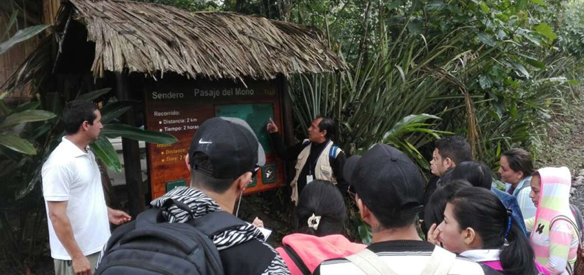 Uno de los lugares visitados fue el Pasaje del Mono en el Refugio de Vida Silvestre Marino Costera Pacoche, en Manta.    