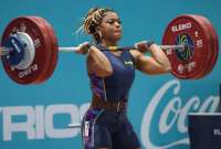 Angie Palacios consigue medallas de oro y plata en Colombia