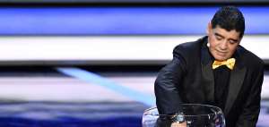Maradona: "Argentina tiene grupo accesible pero no puede jugar tan mal"