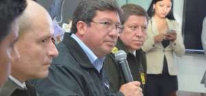 El ministro del Interior durante la rueda de prensa.