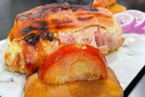 POLLO PRENSADO AL BACON 