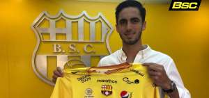 Barcelona anuncia la contrataci&oacute;n de Leonardo Campana