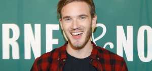 El sueco de 27 a&ntilde;os, cuyo verdadero nombre es Felix Kjellberg, es conocido por sus videos humor&iacute;sticos, que siguen m&aacute;s de 53 millones de suscriptores en su canal.