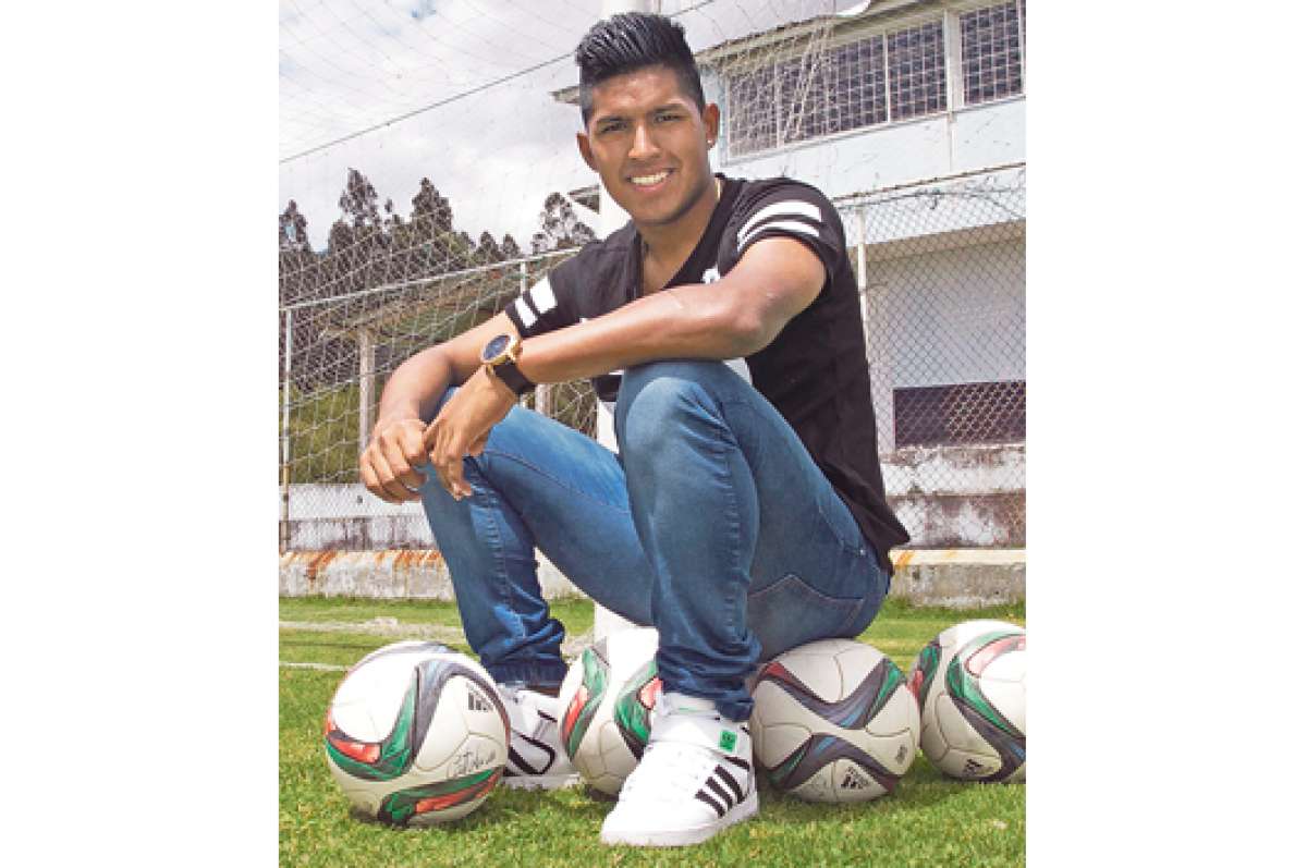 Vides, el artillero que admira a T&eacute;vez 