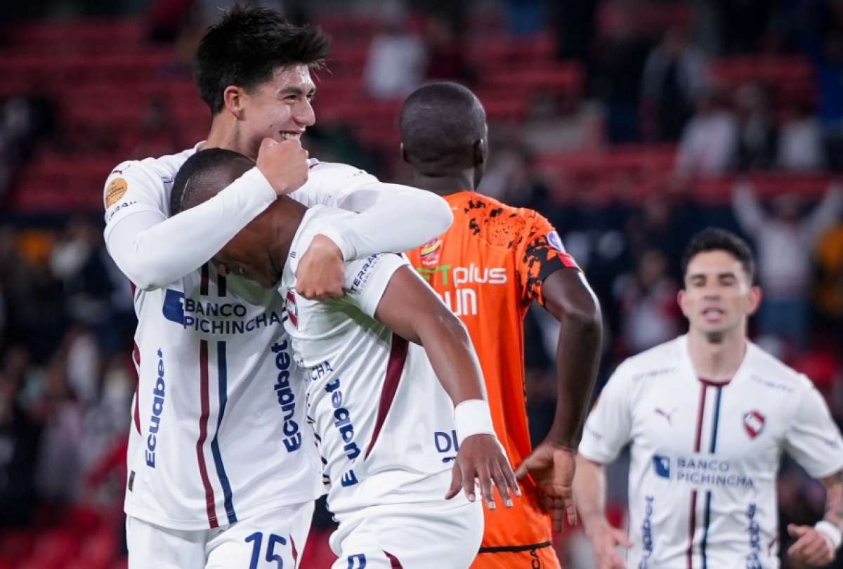 Liga de Quito jugará sin hinchada visitante ante Deportivo Cuenca
