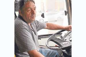 Capacitan a choferes profesionales