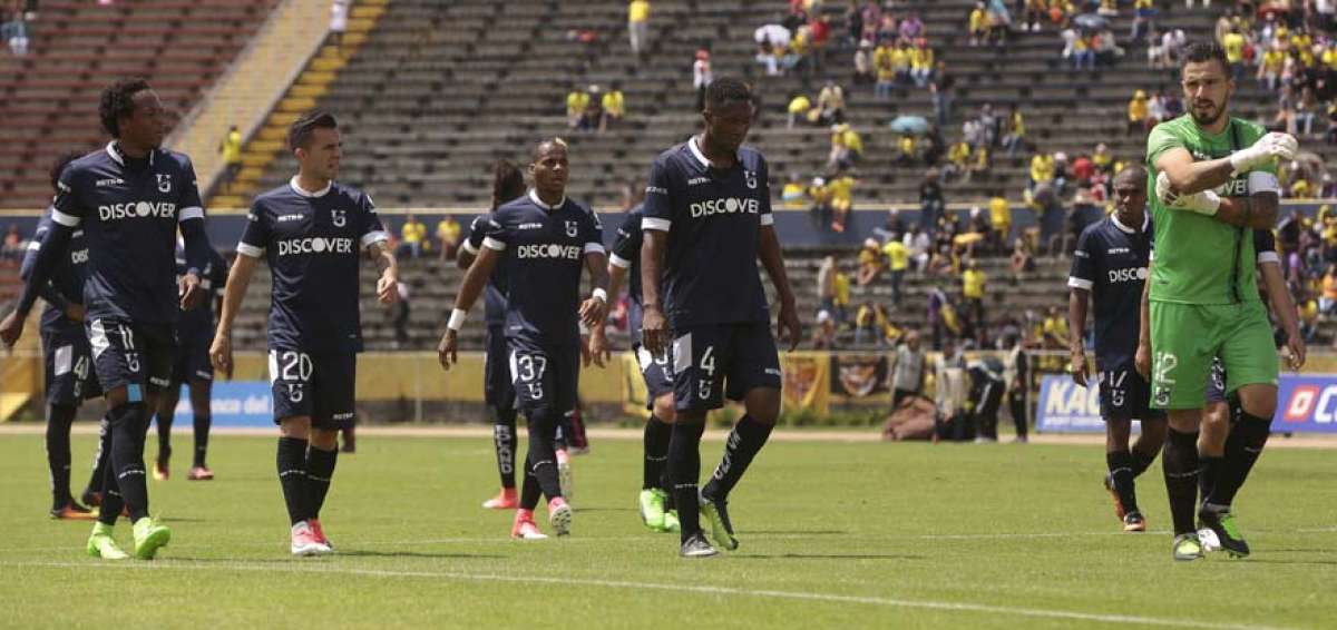 Romario Ibarra (izq.), Mat&iacute;as Defederico, C&eacute;sar Obando y Hern&aacute;n Gal&iacute;ndez ser&iacute;an titulares hoy en la &lsquo;Chatole&iacute;&rsquo;.